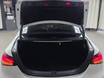 2022 Mercedes-Benz E-Класс с пробегом 68 502 км
