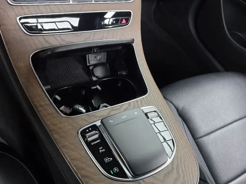 2022 Mercedes-Benz E-Класс с пробегом 68 502 км