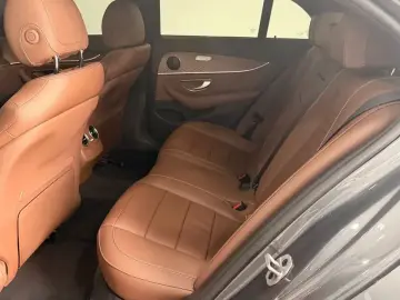 2022 Mercedes-Benz E-Класс с пробегом 37 782 км