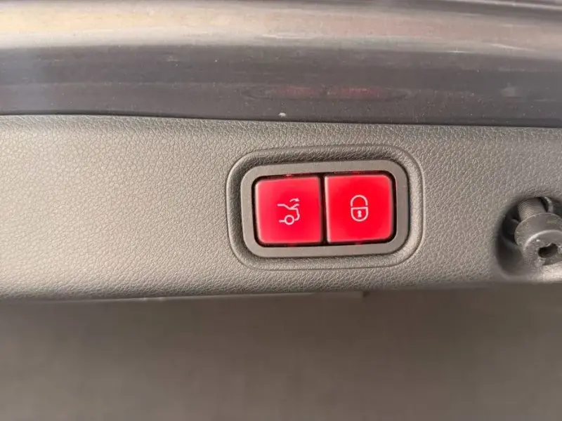 2022 Mercedes-Benz E-Класс с пробегом 37 782 км