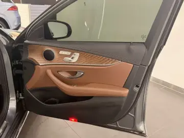 2022 Mercedes-Benz E-Класс с пробегом 37 782 км