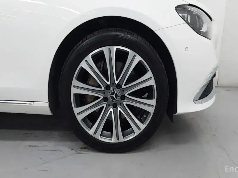 2023 Mercedes-Benz E-Класс с пробегом 37 938 км