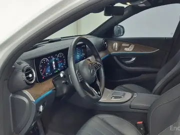 2023 Mercedes-Benz E-Класс с пробегом 37 938 км