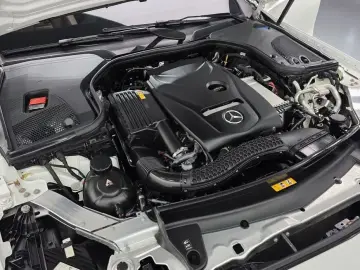 2022 Mercedes-Benz E-Класс с пробегом 60 335 км