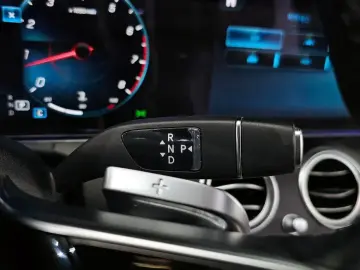 2022 Mercedes-Benz E-Класс с пробегом 60 335 км