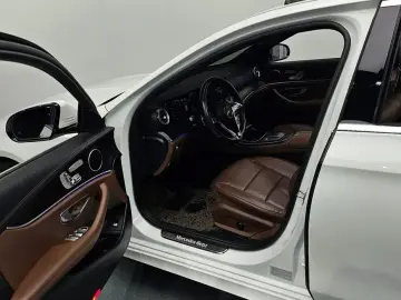 2022 Mercedes-Benz E-Класс с пробегом 60 335 км
