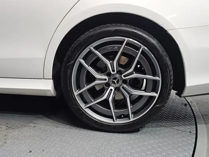 2021 Mercedes-Benz E-Класс с пробегом 50 240 км