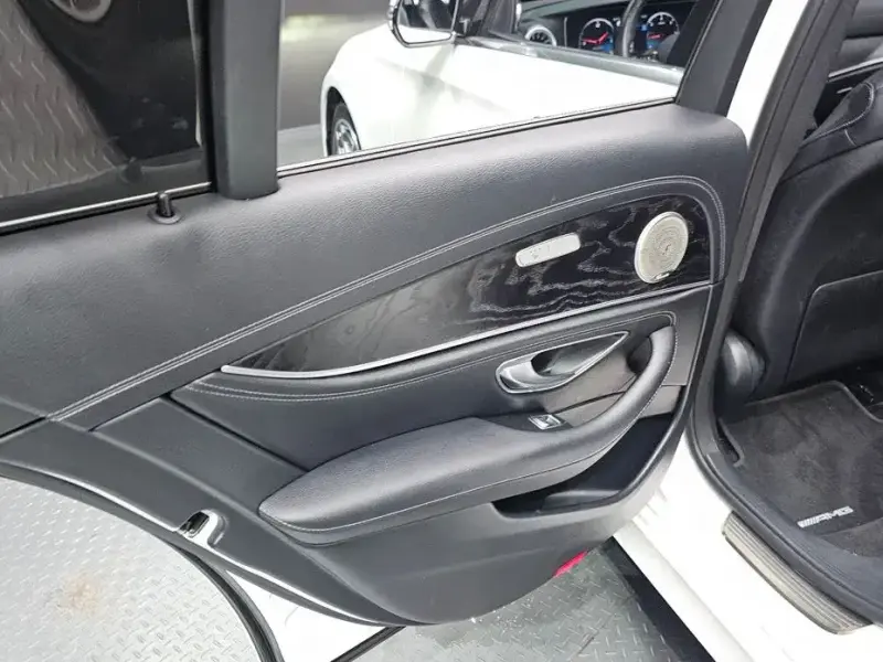 2021 Mercedes-Benz E-Класс с пробегом 50 240 км