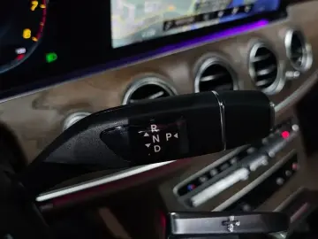 2022 Mercedes-Benz E-Класс с пробегом 33 787 км