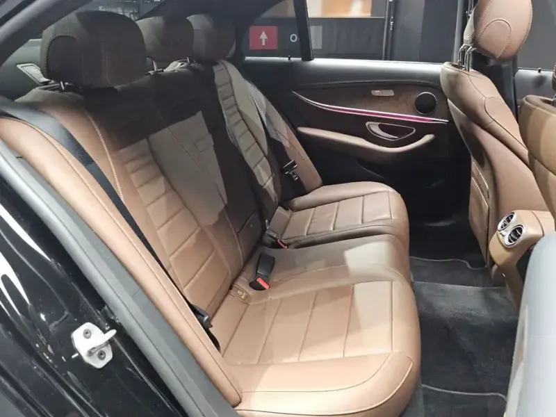 2022 Mercedes-Benz E-Класс с пробегом 33 787 км