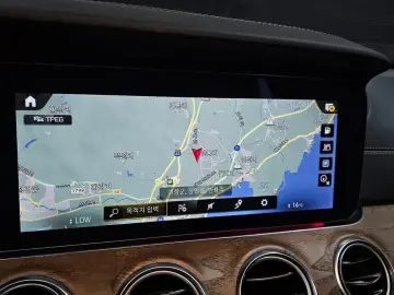 2022 Mercedes-Benz E-Класс с пробегом 33 787 км