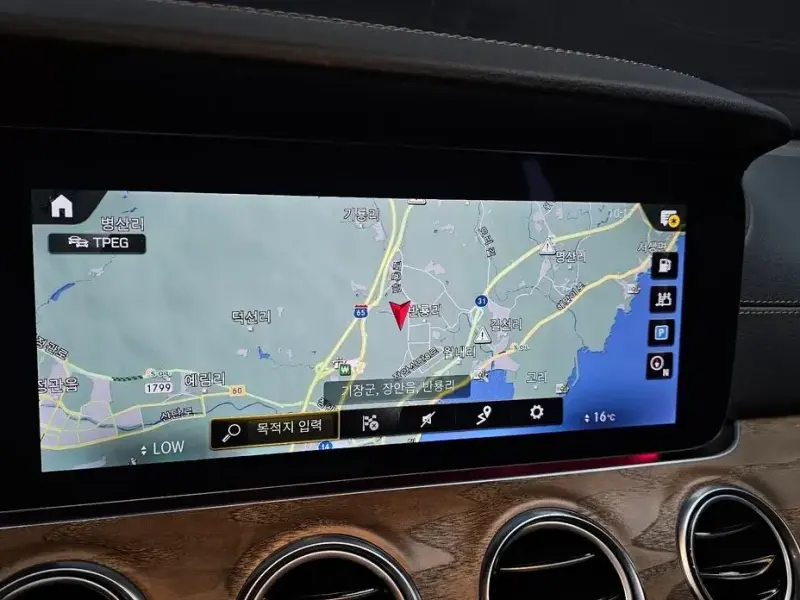 2022 Mercedes-Benz E-Класс с пробегом 33 787 км