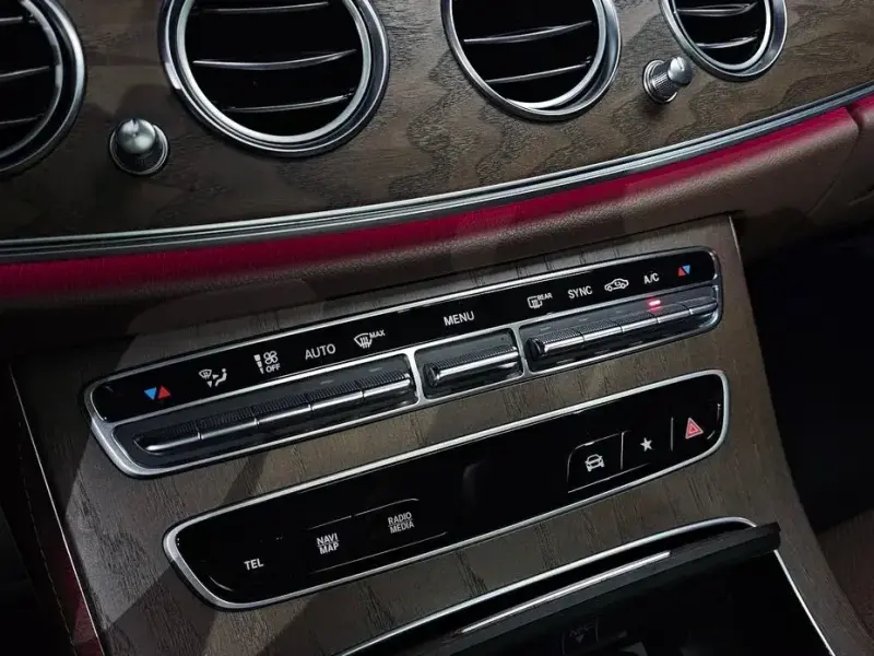 2022 Mercedes-Benz E-Класс с пробегом 33 787 км
