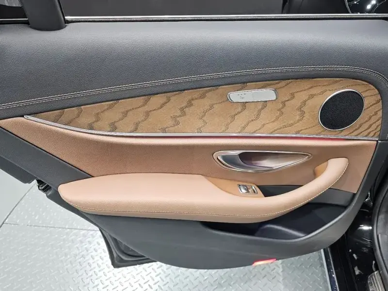 2022 Mercedes-Benz E-Класс с пробегом 33 787 км