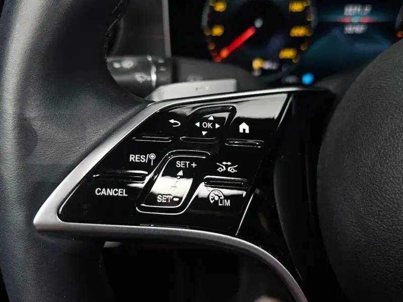 2022 Mercedes-Benz E-Класс с пробегом 33 787 км