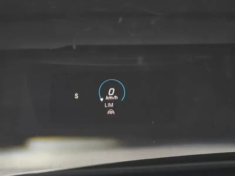 2022 Mercedes-Benz E-Класс с пробегом 33 787 км