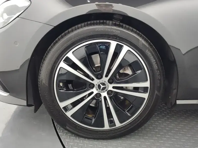 2021 Mercedes-Benz E-Класс с пробегом 53 595 км