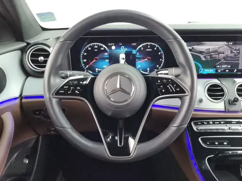 2021 Mercedes-Benz E-Класс с пробегом 53 595 км