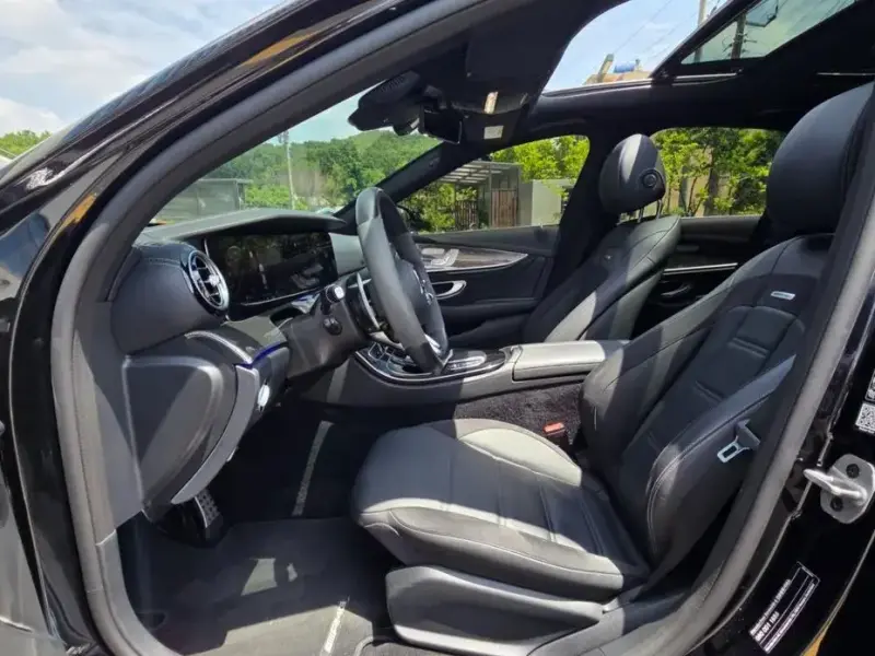 2022 Mercedes-Benz E-Класс с пробегом 37 793 км