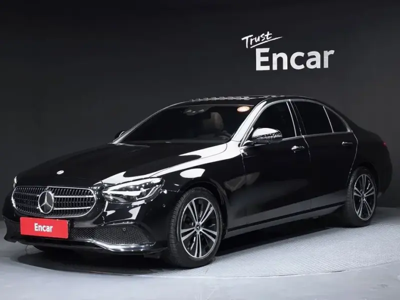 2022 Mercedes-Benz E-Класс с пробегом 40 546 км
