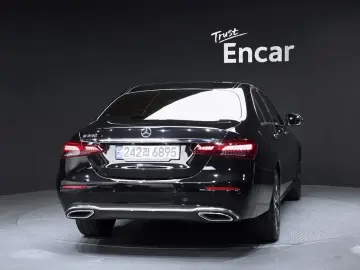 2022 Mercedes-Benz E-Класс с пробегом 40 546 км