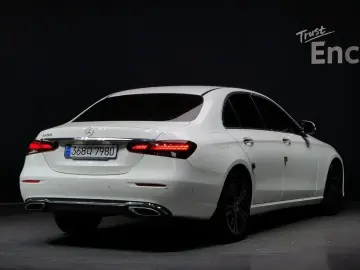 2021 Mercedes-Benz E-Класс с пробегом 81 863 км
