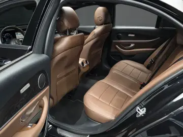 2022 Mercedes-Benz E-Класс с пробегом 40 546 км