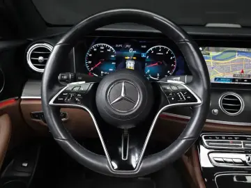 2022 Mercedes-Benz E-Класс с пробегом 40 546 км