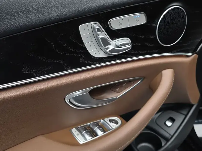 2022 Mercedes-Benz E-Класс с пробегом 40 546 км