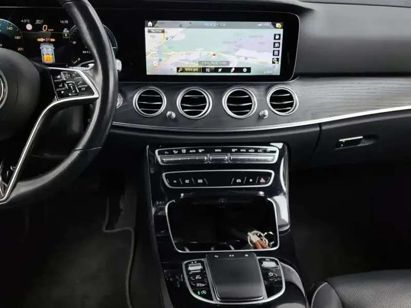 2021 Mercedes-Benz E-Класс с пробегом 81 863 км