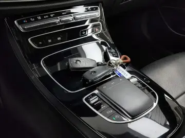 2021 Mercedes-Benz E-Класс с пробегом 81 863 км