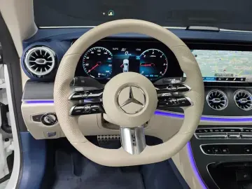 2022 Mercedes-Benz E-Класс с пробегом 49 292 км