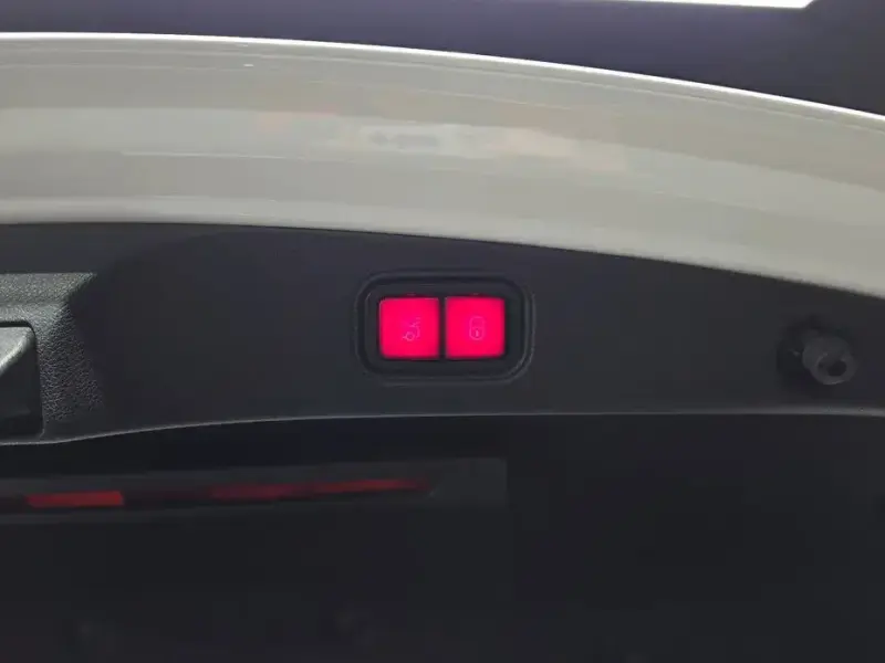 2022 Mercedes-Benz E-Класс с пробегом 49 292 км