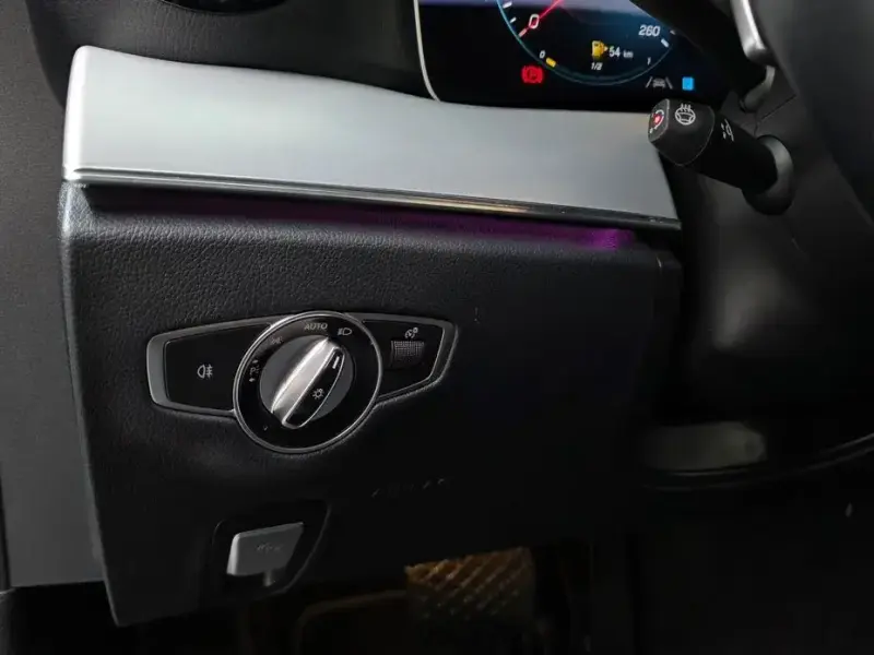 2021 Mercedes-Benz E-Класс с пробегом 64 416 км