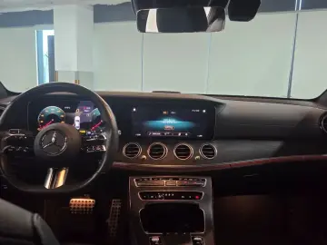 2022 Mercedes-Benz E-Класс с пробегом 48 648 км
