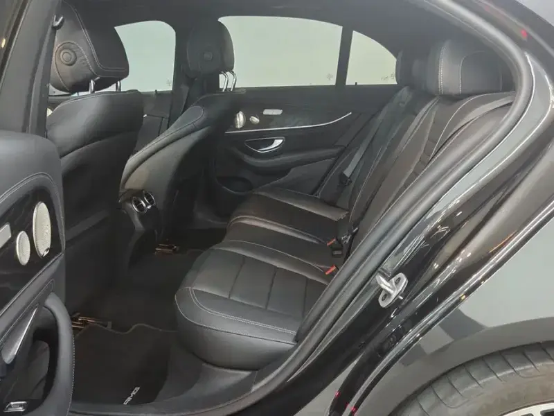 2022 Mercedes-Benz E-Класс с пробегом 48 648 км