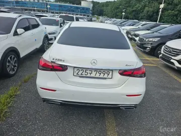 2022 Mercedes-Benz E-Класс с пробегом 90 066 км