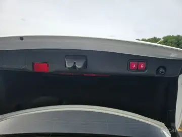 2022 Mercedes-Benz E-Класс с пробегом 90 066 км