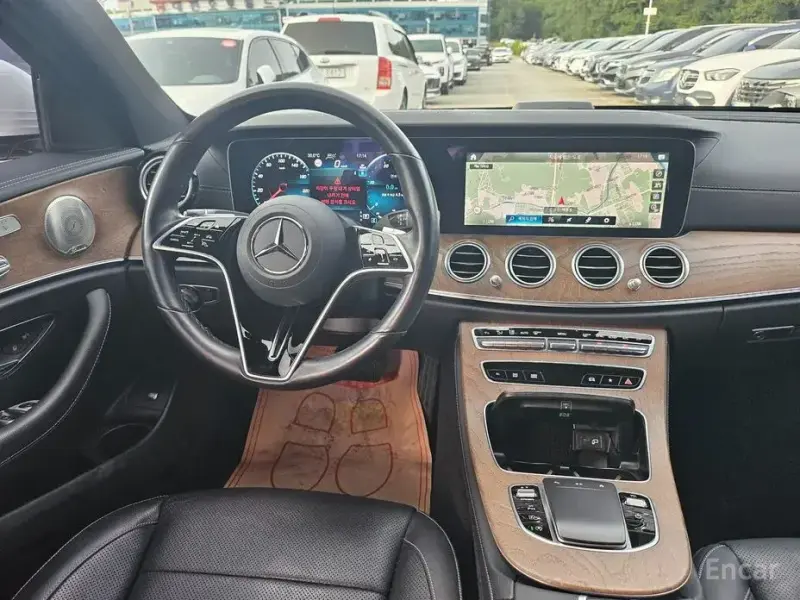 2022 Mercedes-Benz E-Класс с пробегом 90 066 км
