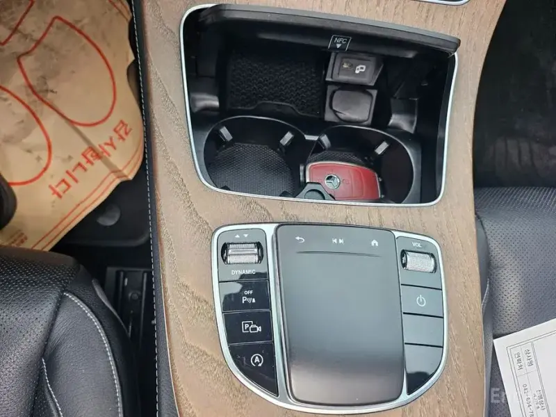 2022 Mercedes-Benz E-Класс с пробегом 90 066 км