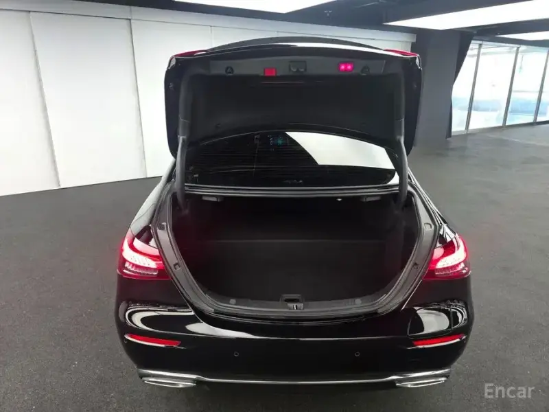 2022 Mercedes-Benz E-Класс с пробегом 38 954 км