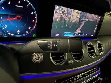 2022 Mercedes-Benz E-Класс с пробегом 28 133 км
