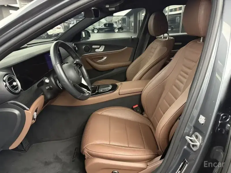 2022 Mercedes-Benz E-Класс с пробегом 28 133 км