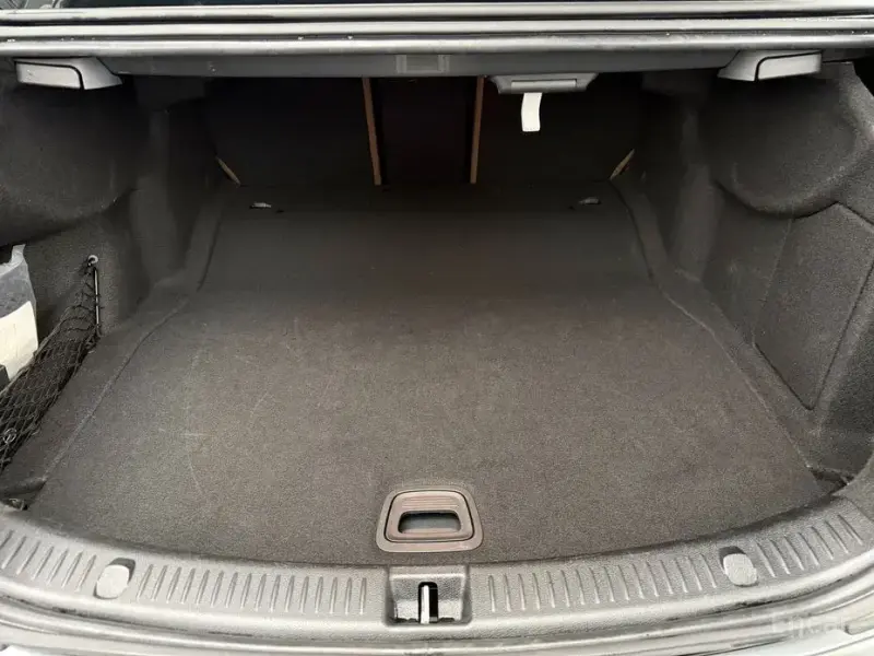 2022 Mercedes-Benz E-Класс с пробегом 28 133 км