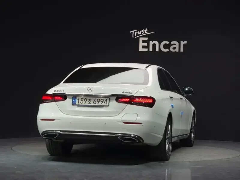 2022 Mercedes-Benz E-Класс с пробегом 59 500 км