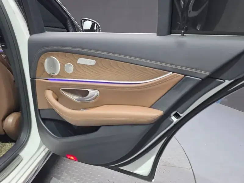 2022 Mercedes-Benz E-Класс с пробегом 59 500 км