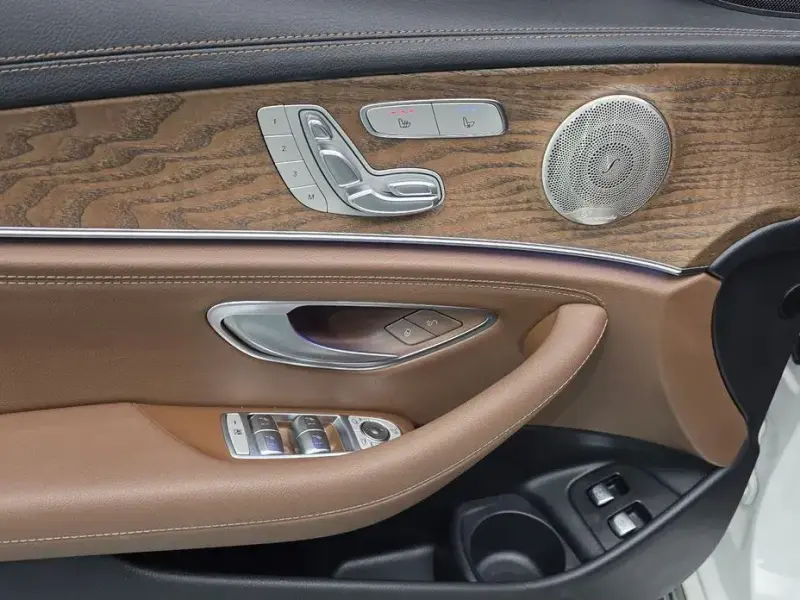 2022 Mercedes-Benz E-Класс с пробегом 59 500 км