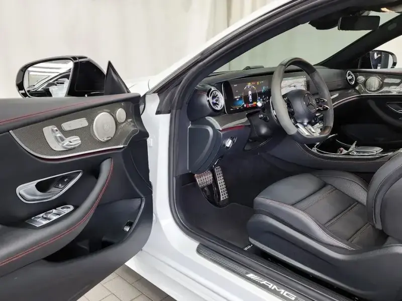 2023 Mercedes-Benz E-Класс с пробегом 44 311 км