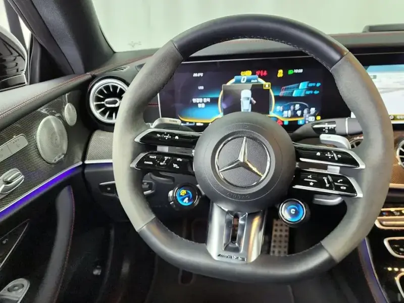2023 Mercedes-Benz E-Класс с пробегом 44 311 км