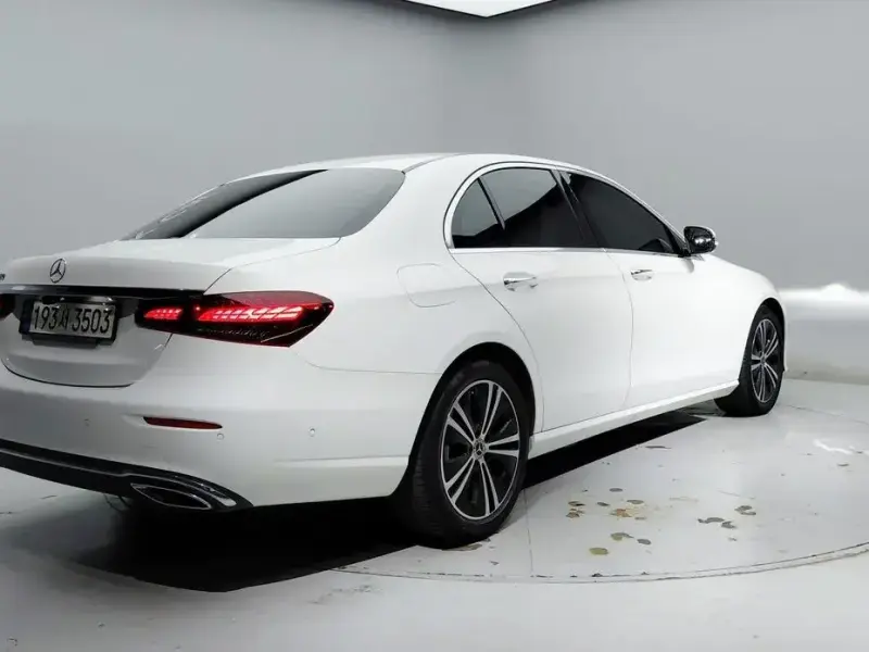 2021 Mercedes-Benz E-Класс с пробегом 59 938 км